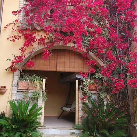 P.piano - Centro Paese Vakantiehuis Villasimius